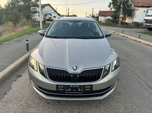 Skoda Octavia Combi Diesel 1.6 TDI DSG Style