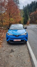 Toyota C-HR Hybrid Style Selection