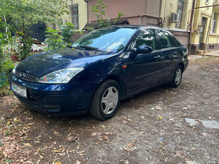 Vand Ford Focus 1 - 76000 km - 1 propietar