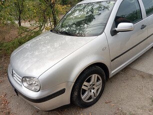 Vând golf 4 , 1.4 16 valve