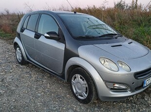 Vând Smart Forfour 1,1 benzină