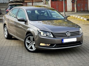 Volkswagen Passat Variant 2.0 TDI Blue TDI DSG Highline