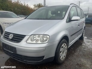 Volkswagen Touran 1.6 Basis