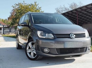 Volkswagen Touran 2.0 TDI DPF DSG Highline