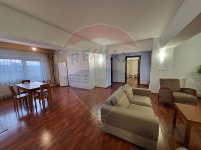 Apartament 2 camere inchiriere in bloc de apartamente Bacau, Ultracentral