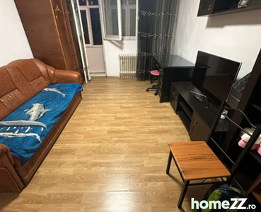 Apartament cu 3 camere - Sector 4 - Mobilat