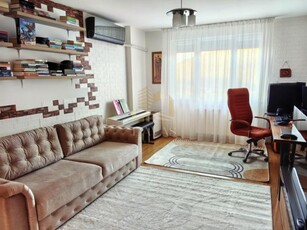 Apartament 2 camere de vanzare | Restaurant Roata, Valea Garboului | Parcare