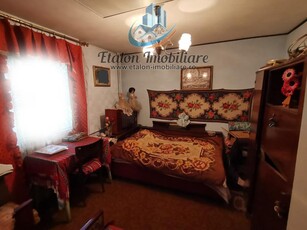 Apartament 2 camere, decomandat, Calea Romanului