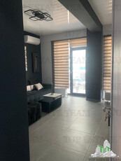 Apartament 2 camere divizat in doua studiouri langa mare