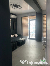 Apartament 2 camere divizat in doua studiouri langa mare