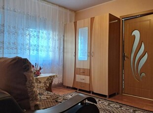 Apartament 2 camere etaj 1 in Vasile Aaron