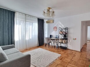 Apartament 3 camere, etaj intermediar, zona Dacia