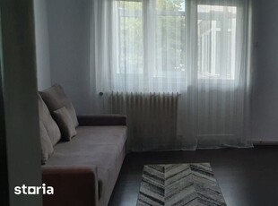 Închiriez apartament, 2 camere, zona BMW, Floresti