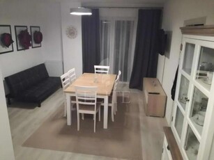 Apartament 3 camere in zona OASULUI