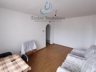 Apartament 3 camere, semidecomandat, etaj 4 Darmanesti