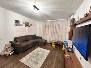 Apartament 4 camere situat in zona FAR