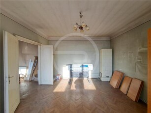 Apartament cu 3 camere, 108 mp utili, situat in zona Centrala!