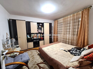 Apartament cu 3 camere