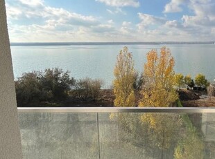 Apartament in MAMAIA, vedere la mare si lac