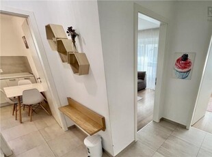 Apartament luminos si spatios Coresi Kasper