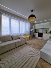 Apartament lux , etaj 1, strada Oasului