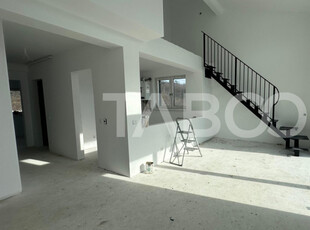 Apartament 3 camere 85 mpu cu balcon zona industriala vest S