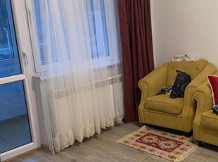 De vanzare apartament, 3 camere, decomandat, 80 mp, Central, Apa Serv, Cod 157342