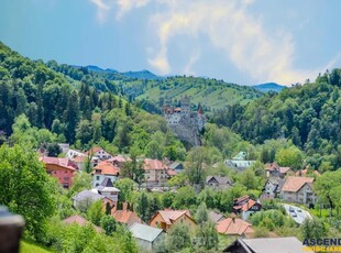 In linia castelului Bran, pensiune cu 1.400 mp teren