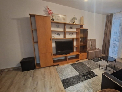 Apartament 2 camere decomandat etaj 2 zona Iuliu Maniu