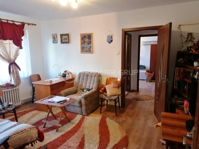 Apartament 2 camere, Podu Ros, 49mp