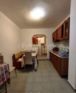 Apartament 3 camere, Dacia, 70mp