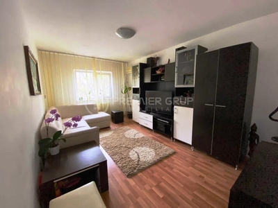 Apartament 3 camere, Nicolina, 60mp