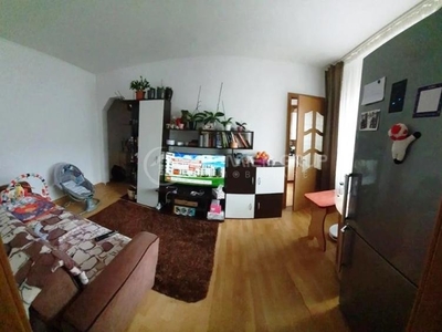 Apartament 3 camere, Tatarasi, 40mp