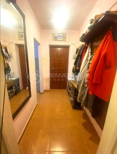 Apartament 4 camere, Tatarasi, 77mp