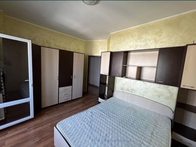 Apartament cu 2 camere Decomandat