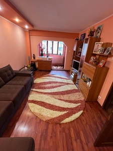 Apartament cu 2 camere, decomandat, zona Dacia