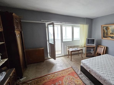 Apartament de vanzare, 1 camera, decomandat, 39 mp, Nicolina, Rond Vechi BRD , Cod 154015