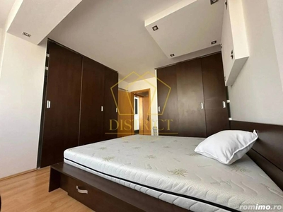 Apartament spatios renovat nou cu 2 camere l Zona Centrala