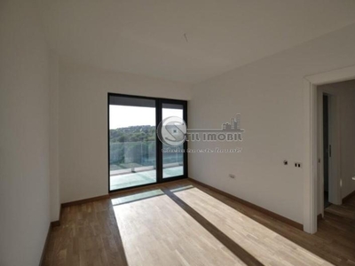 Tatarasi~BLOC NOU: Apartament cu 2 camere, decomandat, ferestre panoramice, finisaje de calitate