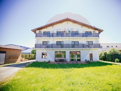 Hotelpensiune 8 camere inchiriere in Maramures, Baia Mare, Independentei