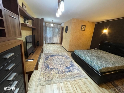 Apartament cu parcare si vedere la mare langa plaja