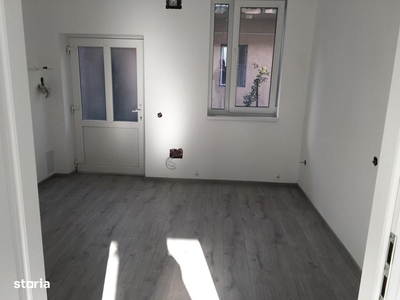 Vand apartament 1 camere Gheorgheni.