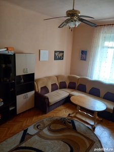 Zona Iosefin-Iuliu Maniu, apartament 3 camere, centrală proprie, etaj 2, chirie 350 euro luna