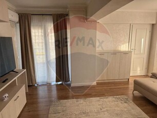 Apartament 3 camere inchiriere in bloc de apartamente Iasi, Pacurari