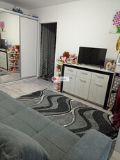 Apartament finisat, 2 camere, mobilat, zona Centru