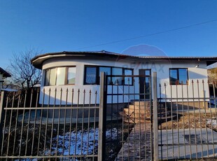 Casavila 4 camere inchiriere in Iasi, Horpaz