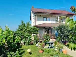 Casavila 5 camere vanzare in Dolj, Craiova, Bariera Valcii