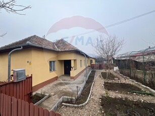 Casavila 6 camere vanzare in Dolj, Bailesti, Ultracentral