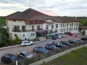 Hotelpensiune 19 camere vanzare in Tulcea, Murighiol