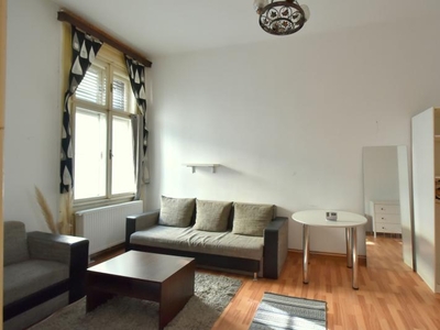 Apartament 2 camere - Cladire Istorica - Piata Victoriei